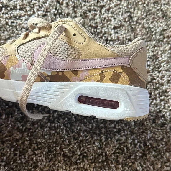 Nike Women's Air Max 90 Tan and Pink Camo Sneakers - Picture 7 of 7